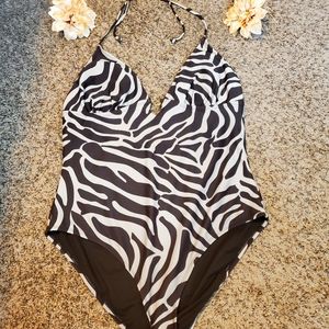 Swimming suite one pice Good condition